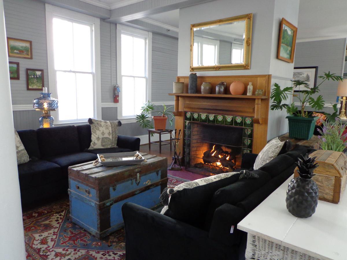 Grand Old Lady Hotel Waynesville Εξωτερικό φωτογραφία