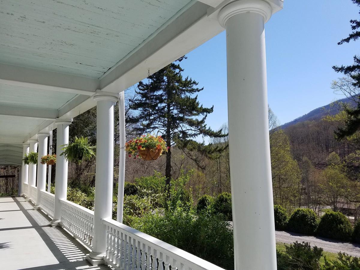 Grand Old Lady Hotel Waynesville Εξωτερικό φωτογραφία