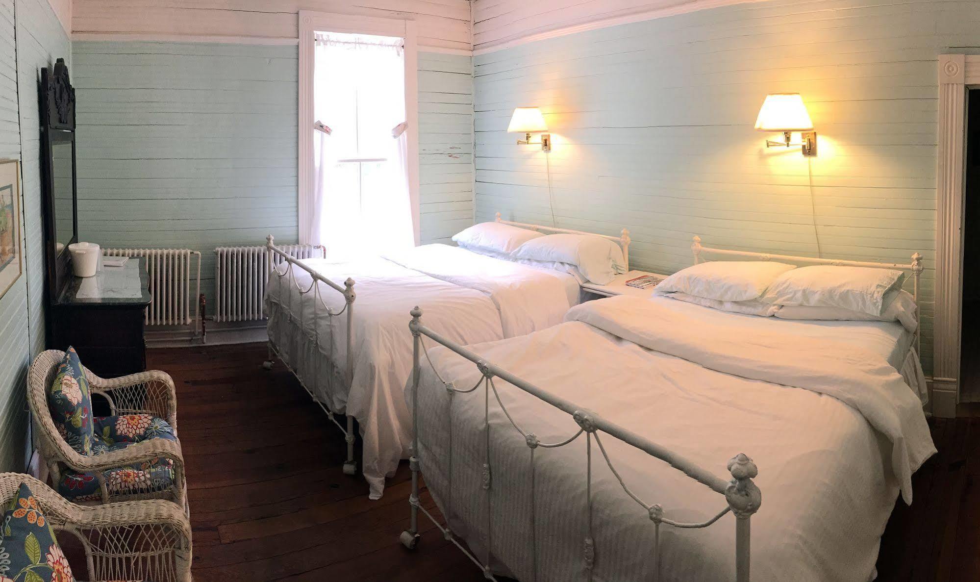 Grand Old Lady Hotel Waynesville Εξωτερικό φωτογραφία